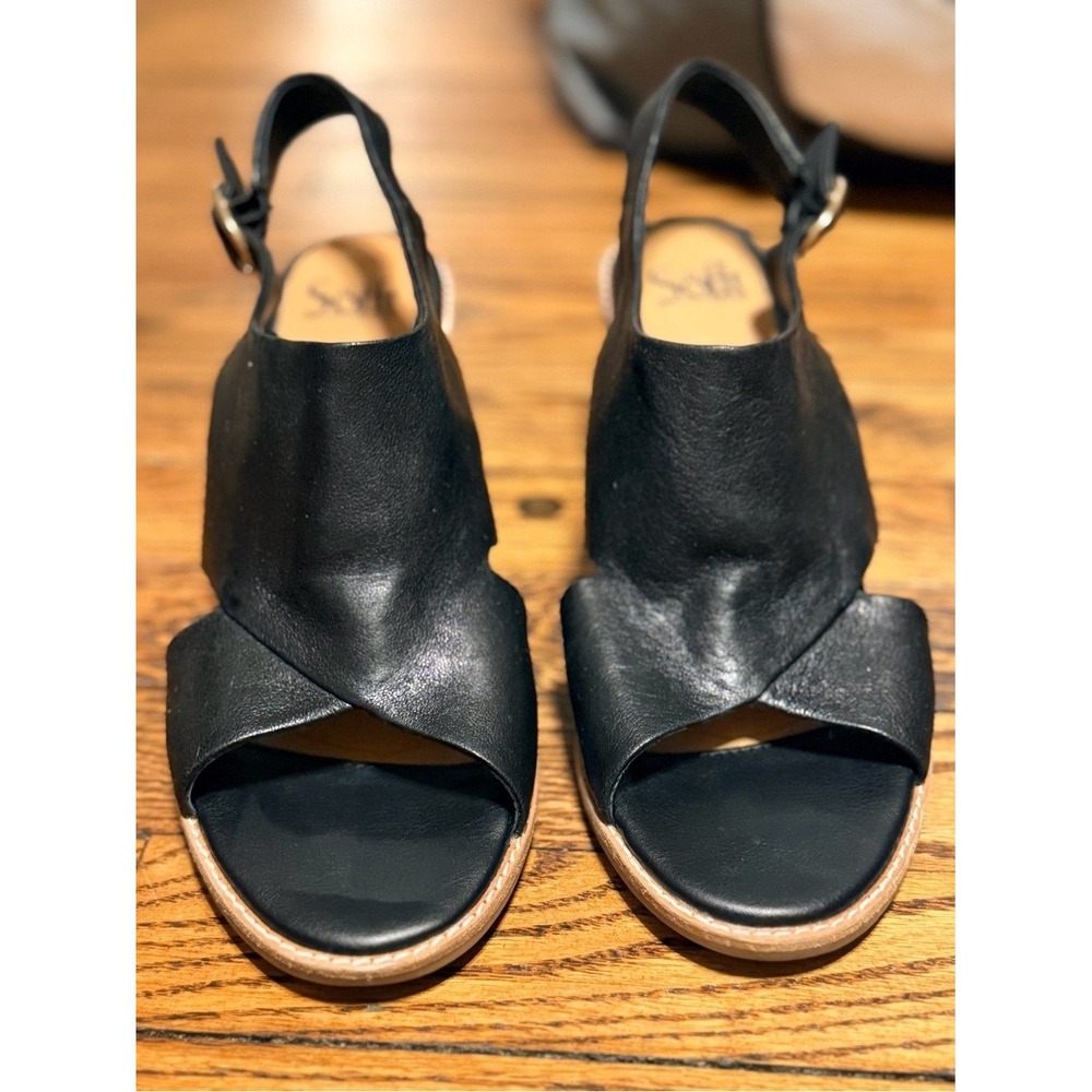 Söfft Women's Black Leather Slingback
Block Heel Sandals Comfort Shoes
Size 9